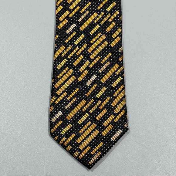 Vitarelli Other - Vitarelli Italy Microfiber Men's Neck Tie Geometric Pattern in Black & Yellow